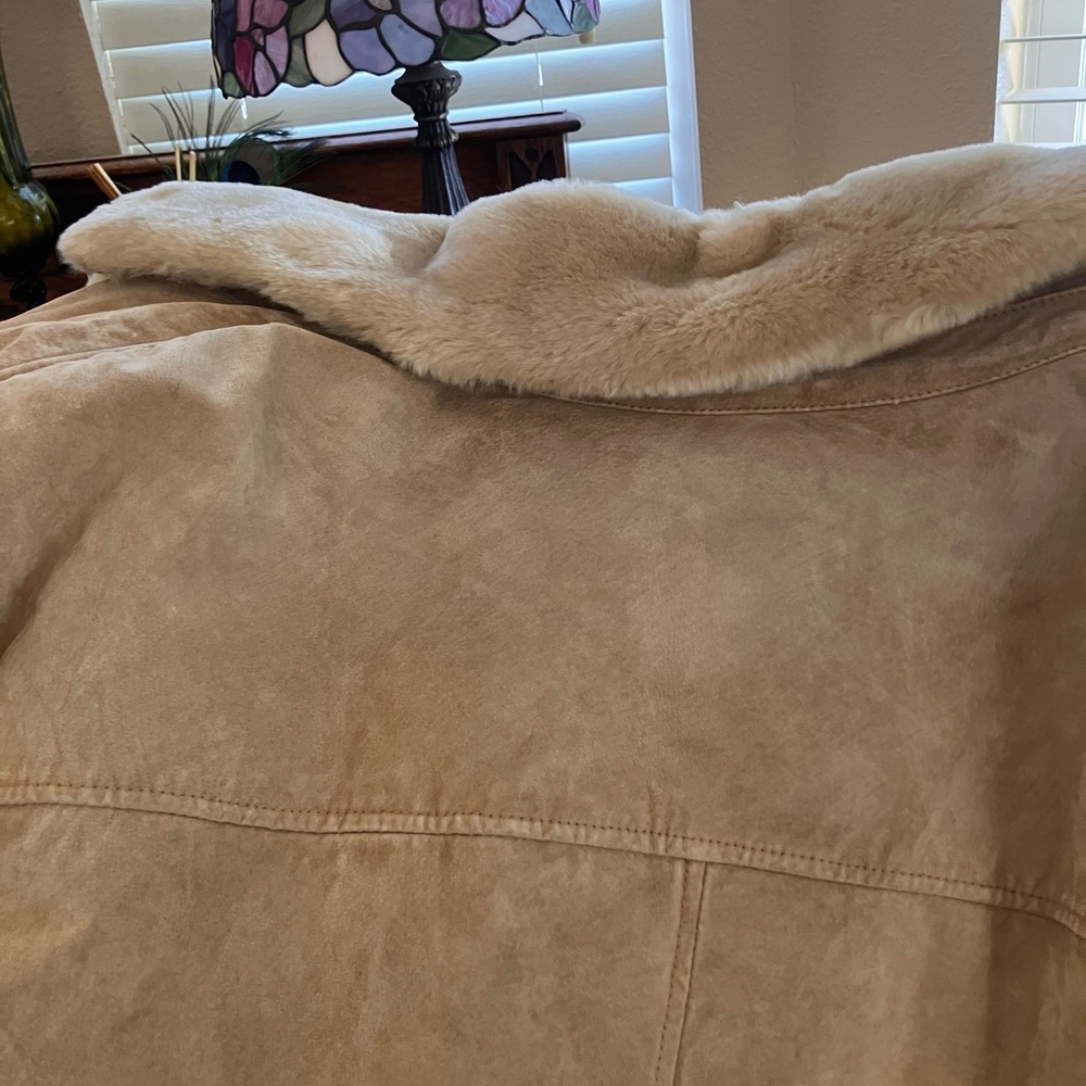 R.C. Expedition mens suede leather jacket. - Picture 4 of 6
